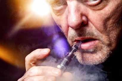  Study finds vapor helps smokers quit