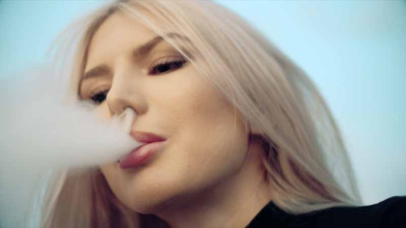  UAE Defers Ban on Vapor Products Sans Tax Stamp