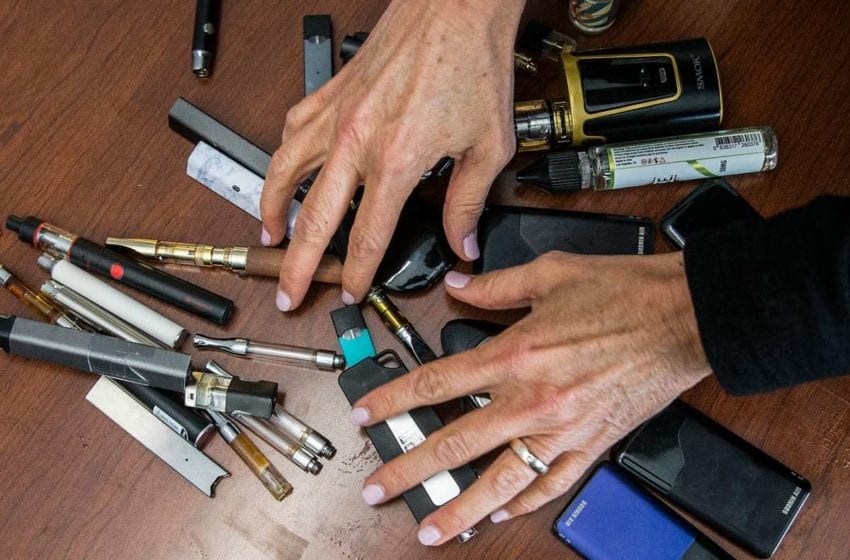  FDA, CBP Seize Over $719,000 of Illegal Vapor Products