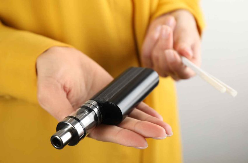 Misconceptions About E-Cigarettes Persist: Study