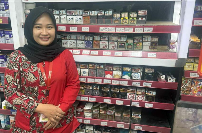 Smoking Down, Vaping Up Among Indonesian Minors